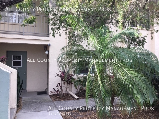 Building Photo - Beautiful Pet Friendly 2 Bed 1 Bath Apartm...