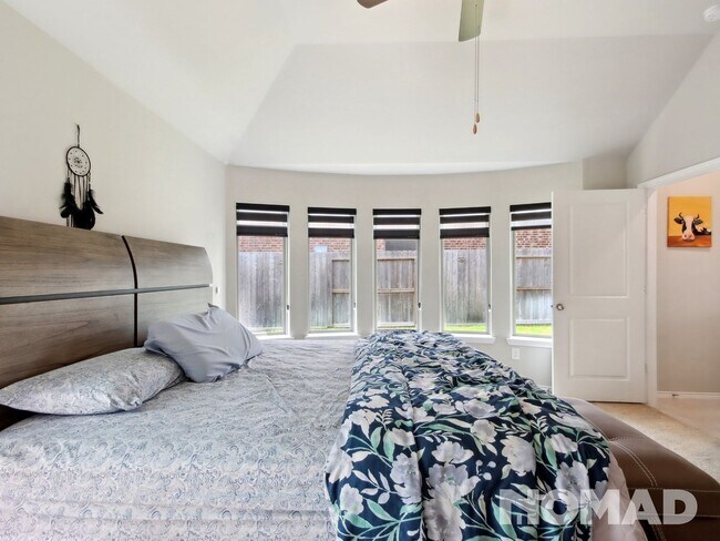 Foto del edificio - 4 Bedroom Single Family Home in Richmond