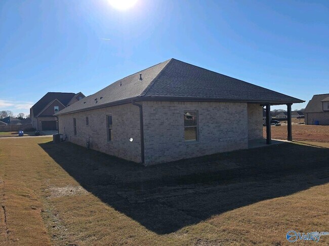 Foto del edificio - 18048 Longleaf Dr