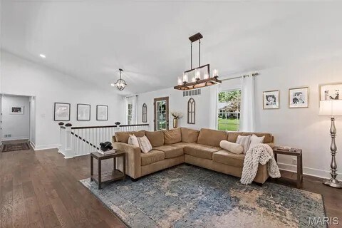 Foto del edificio - 1715 Pine Hill Dr