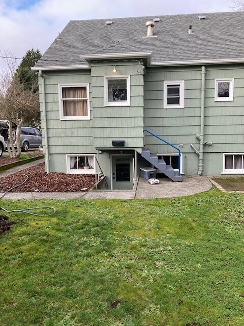 Rear entrance - 1536 Pennsylvania Ave House