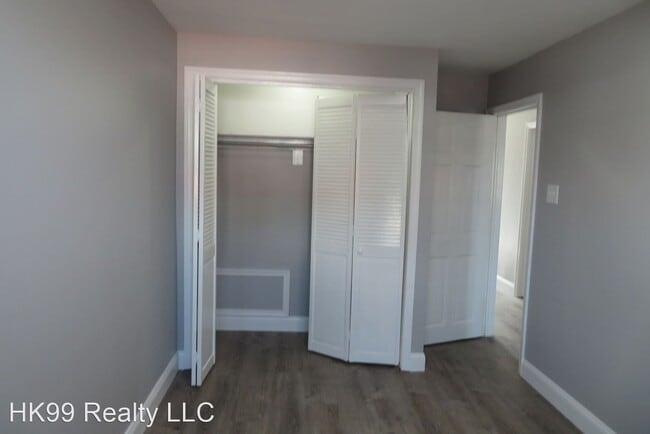 Building Photo - 2 br, 1 bath House - 2001 Rosalie St.