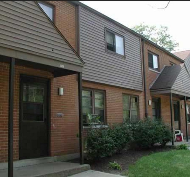 Sutter View Apartments and Townhomes Apartments - Cincinnati, OH ...