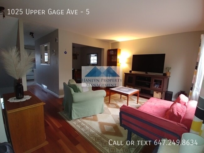 Building Photo - 3 Bedroom Townhouse on East Mountain