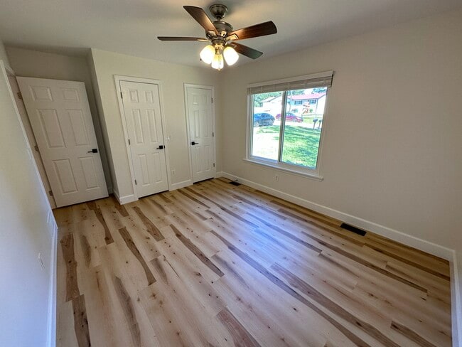 Building Photo - 2650 Fairlane Dr