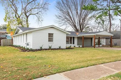 Foto principal - 1702 Bristol Ct N