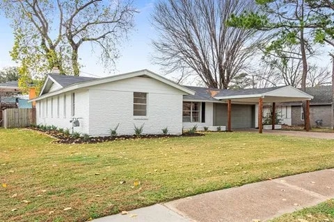 Photo - 1702 Bristol Ct N House