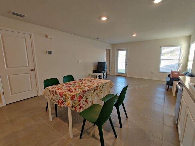Foto del edificio - 3210 Suncoast Plains Dr, Odessa, FL 33556
