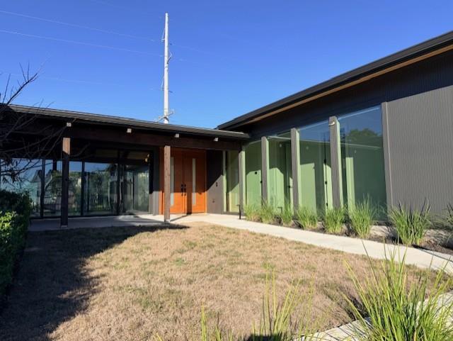 Building Photo - 143 Emmanuelle Ct