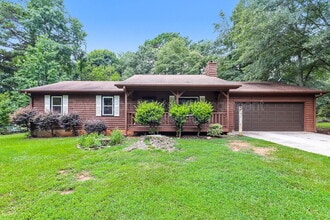 Building Photo - 175 Highland Cir
