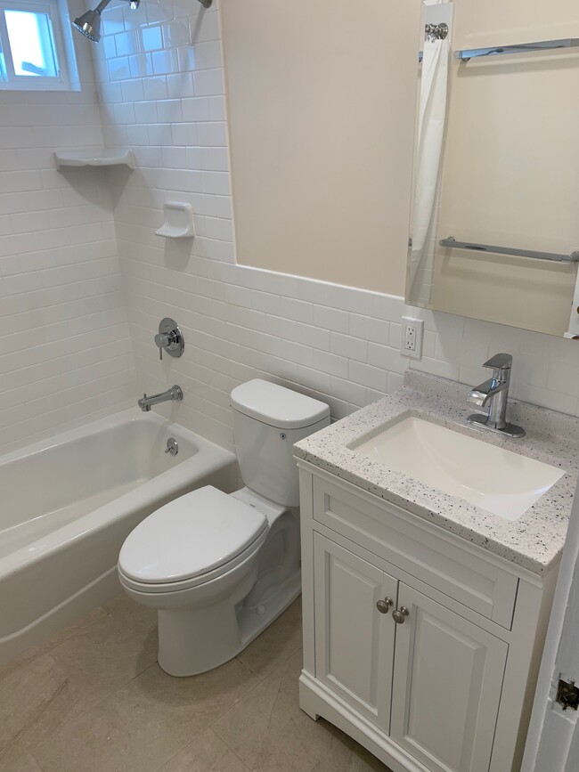 2nd bathroom - 3333 Clement St