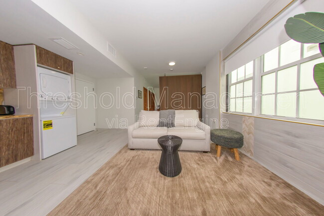 Foto del edificio - 820 Ocean Dr