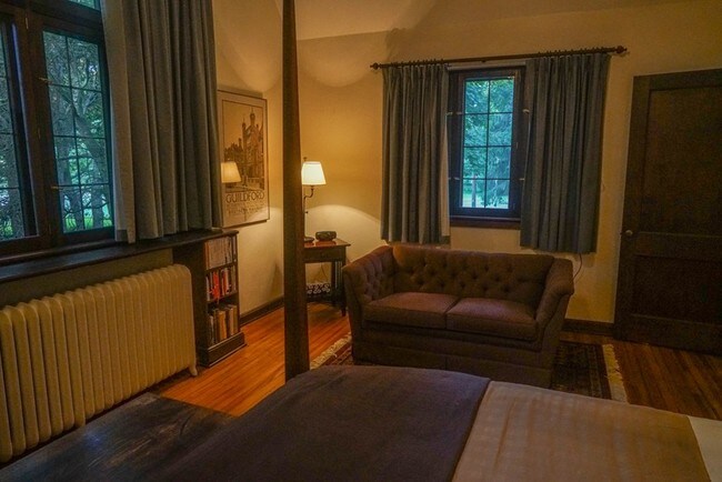 Foto del edificio - 734 Garden Rd