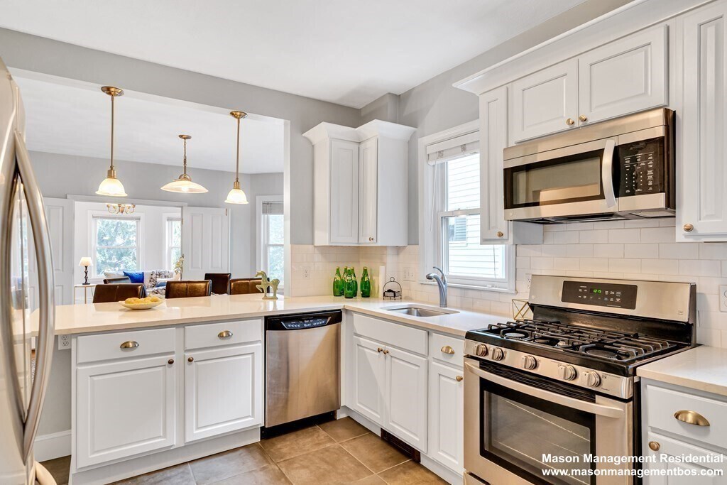 Foto principal - 558 Washington St