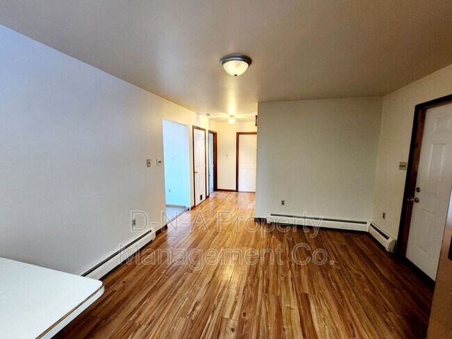 Building Photo - 226 S Hunter Hwy