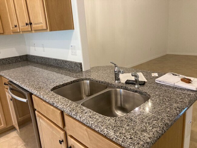 Building Photo - 21 Wood Arbor Ln