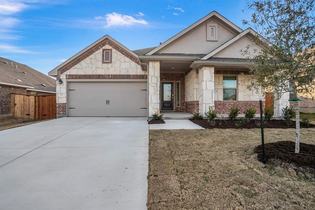 Foto principal - 221 Abruzzi St