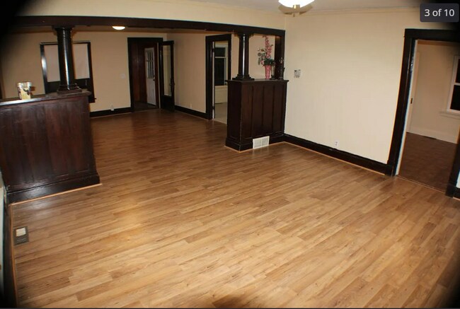 Foto del edificio - 121 west 8th Street