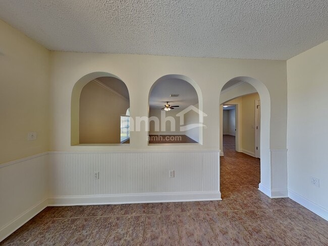 Foto del edificio - 4315 Stonefield Dr