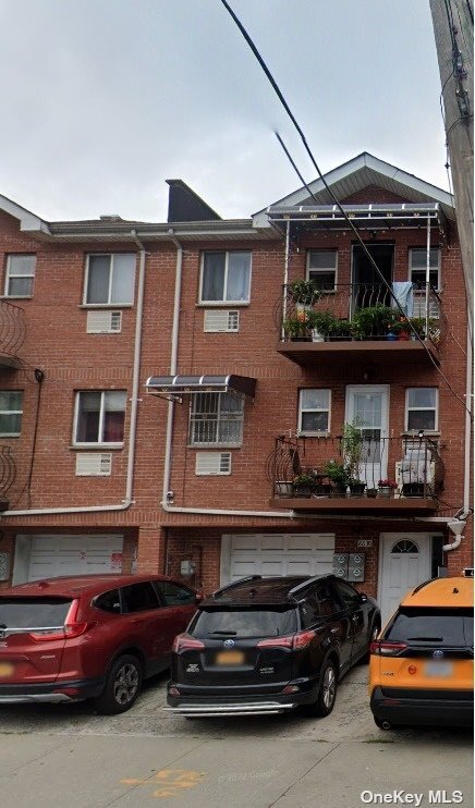 Primary Photo - 86-30 164th St