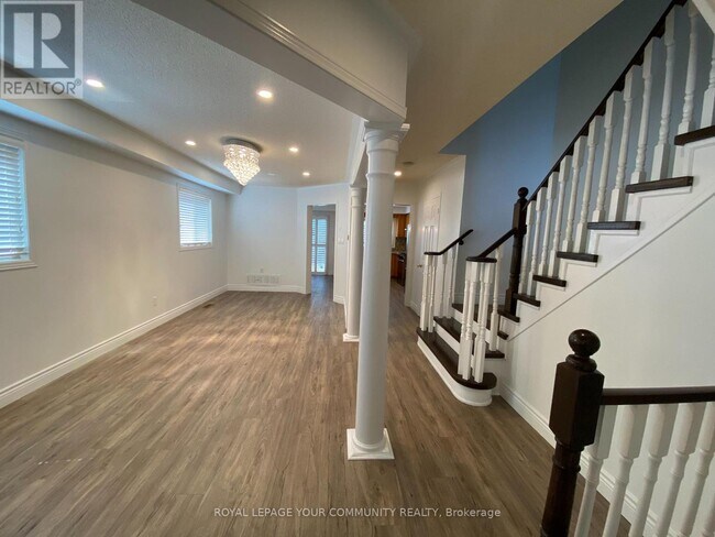 Building Photo - 5818 Rainberry Dr