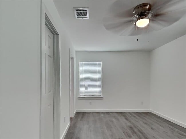 Building Photo - 7629 Sundown Dr