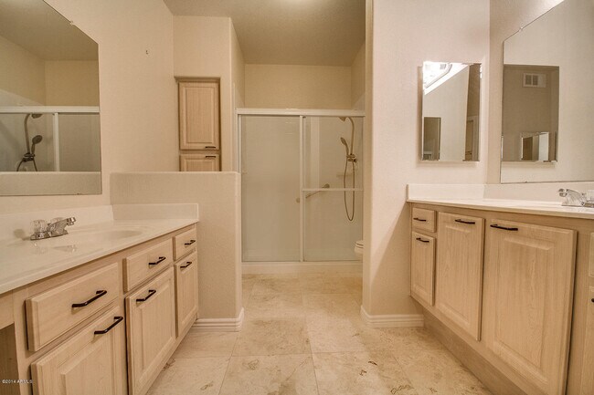 Foto del edificio - 15252 N 100th St