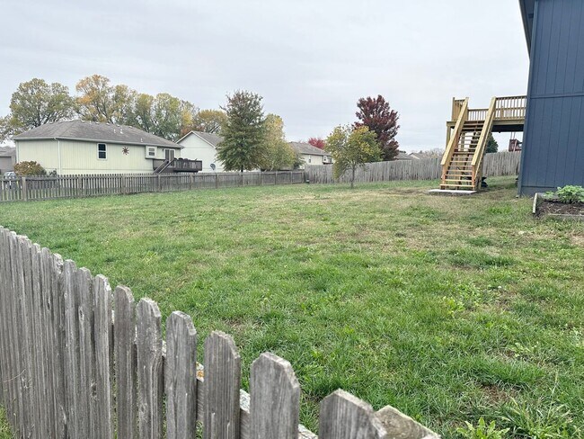 Foto del edificio - 3 Bed | 2.5 Bath | 2 Car Split Level Home in Belton