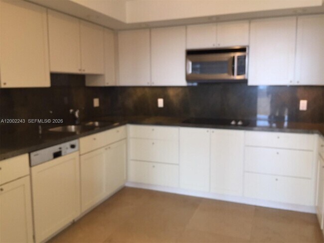 Foto del edificio - 155 Ocean Ln Dr