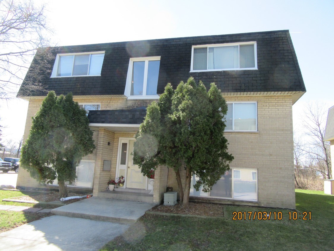 7111 170th St, Tinley Park, IL 60477 Apartments in Tinley Park, IL