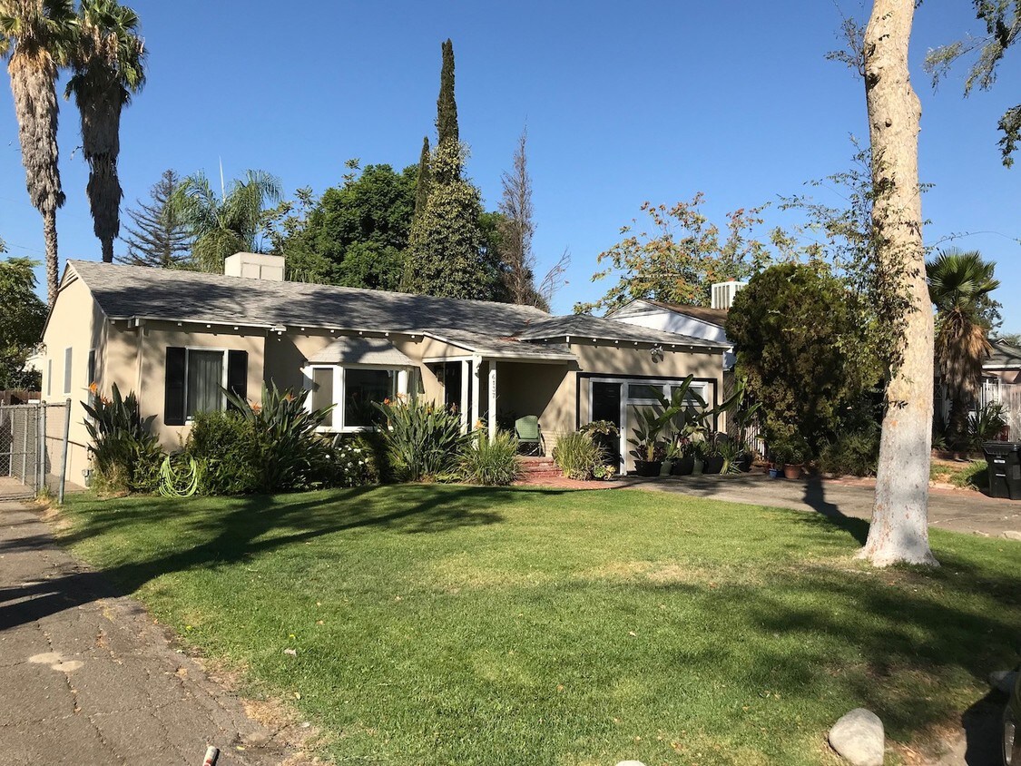 6137 Morella Ave, North Hollywood, CA 91606 House Rental in North