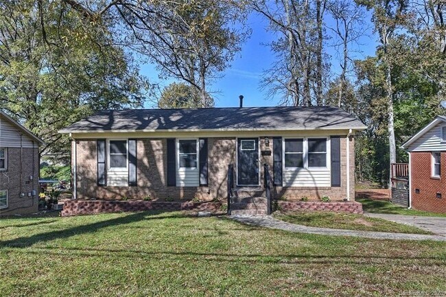 Foto del edificio - 5113 Curtiswood Dr