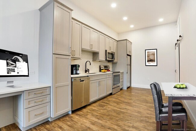 Foto del edificio - 44 Greenwich Ave