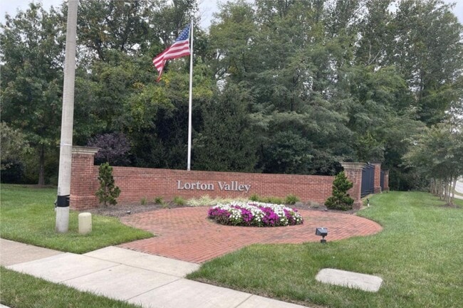 Photo - 9540 Parsonage Ln House