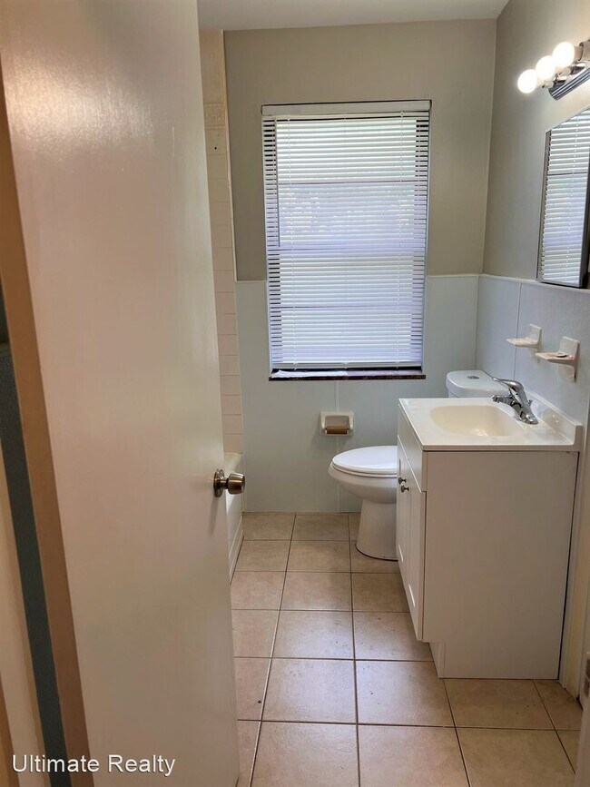 Foto del edificio - 3 br, 1 bath House - 11418 Manchester Rd.