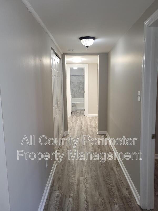 Foto del edificio - 3631 Washington St