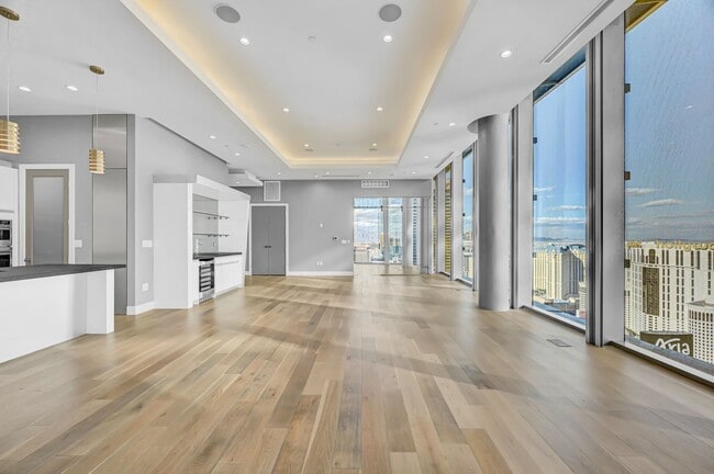 Building Photo - 3726 S Las Vegas Blvd