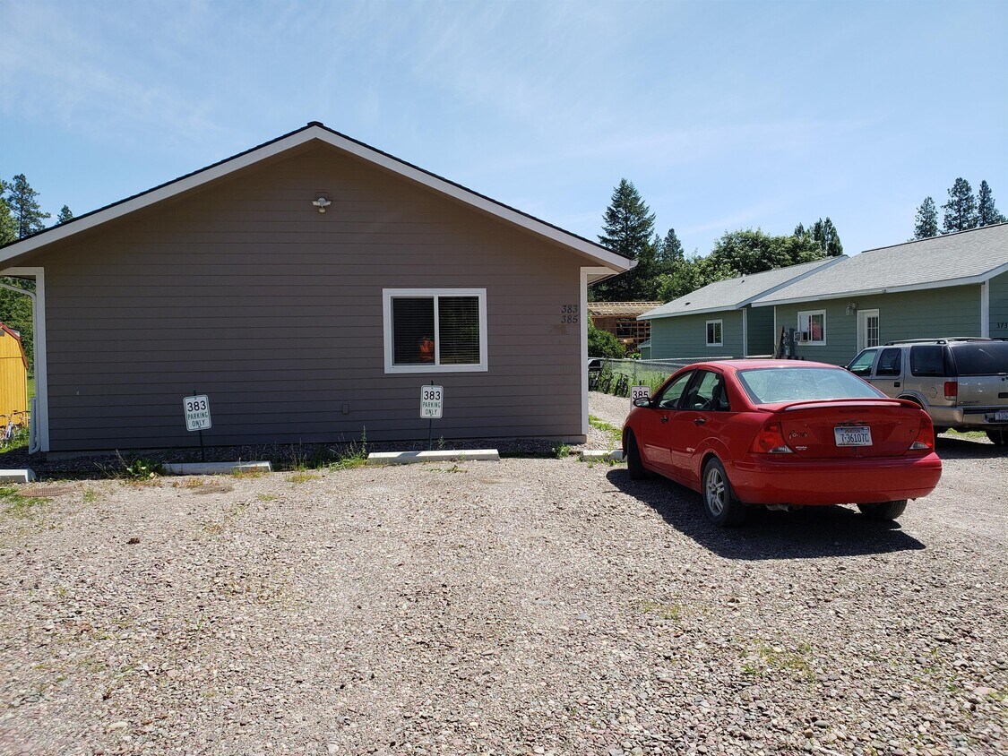 Primary Photo - 385 Mountain View Dr
