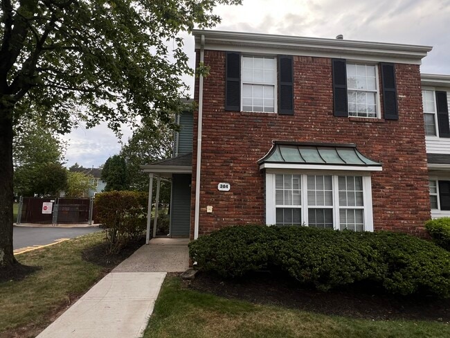 Building Photo - 384 Inwood Ct