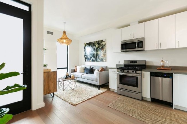 Building Photo - 1 bedroom in San Francisco CA 94103