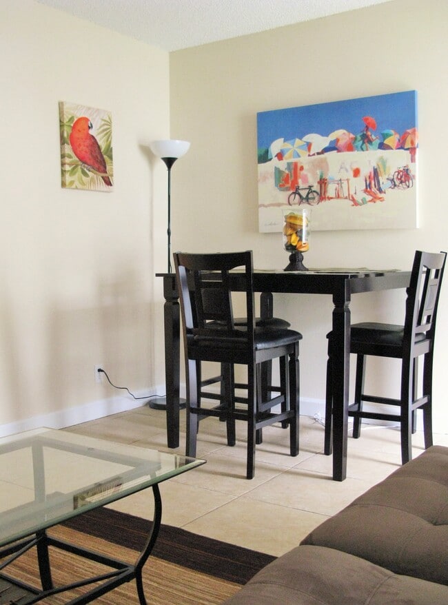 Foto del edificio - 304 SW 16th Ct