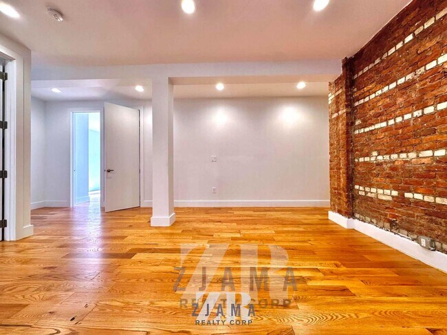 Foto del edificio - 410 Eastern Pkwy