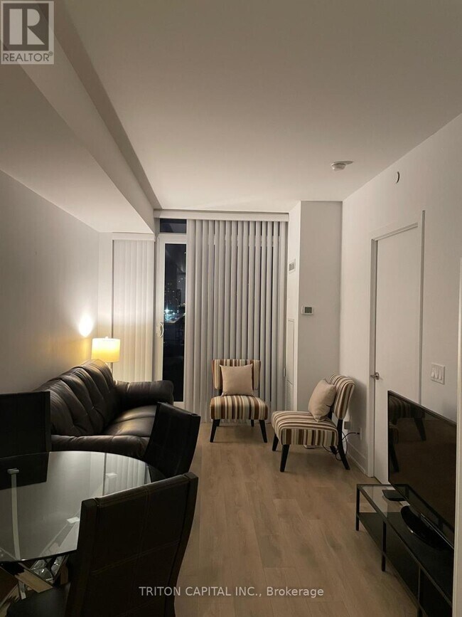 Photo du bâtiment - 9471 Yonge St