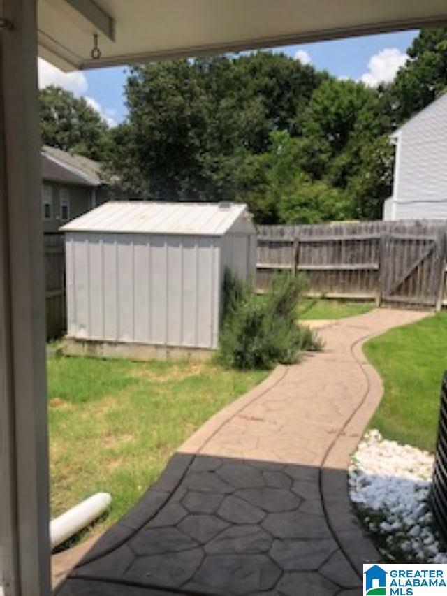 Foto del edificio - 1557 Applegate Ln
