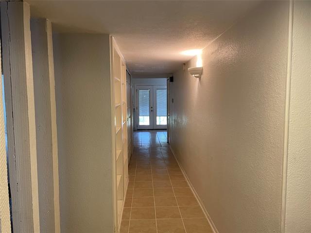 Building Photo - 2706 Treeview Dr