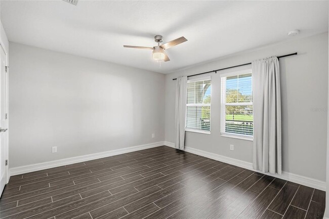 Foto del edificio - 4941 W Price Ave