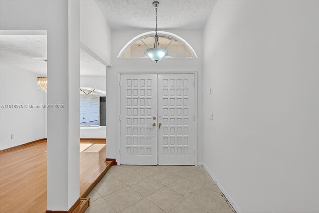 Building Photo - 1833 SW Bellevue Ave