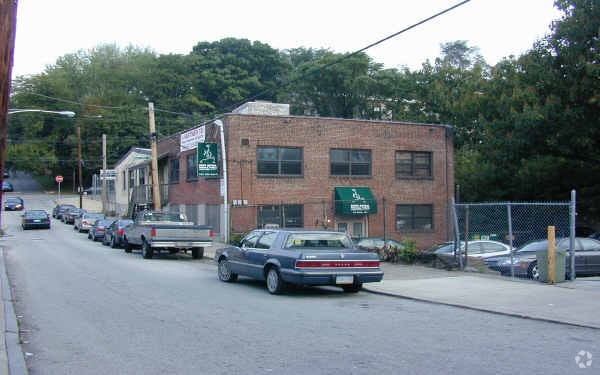 Building Photo - 200 Krams Ave