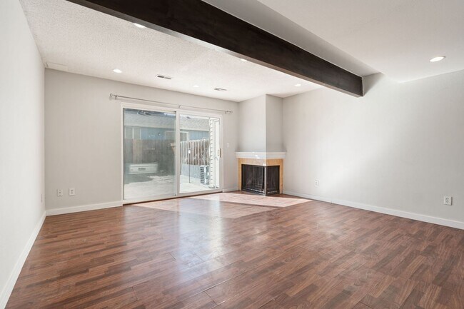 Foto del edificio - 2 bedroom, 1 bathroom in Loveland.