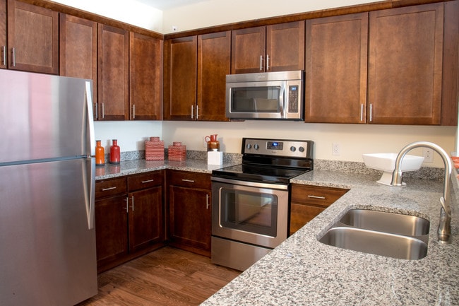 Luxury Kitchen - Wexford Village at Devonshire